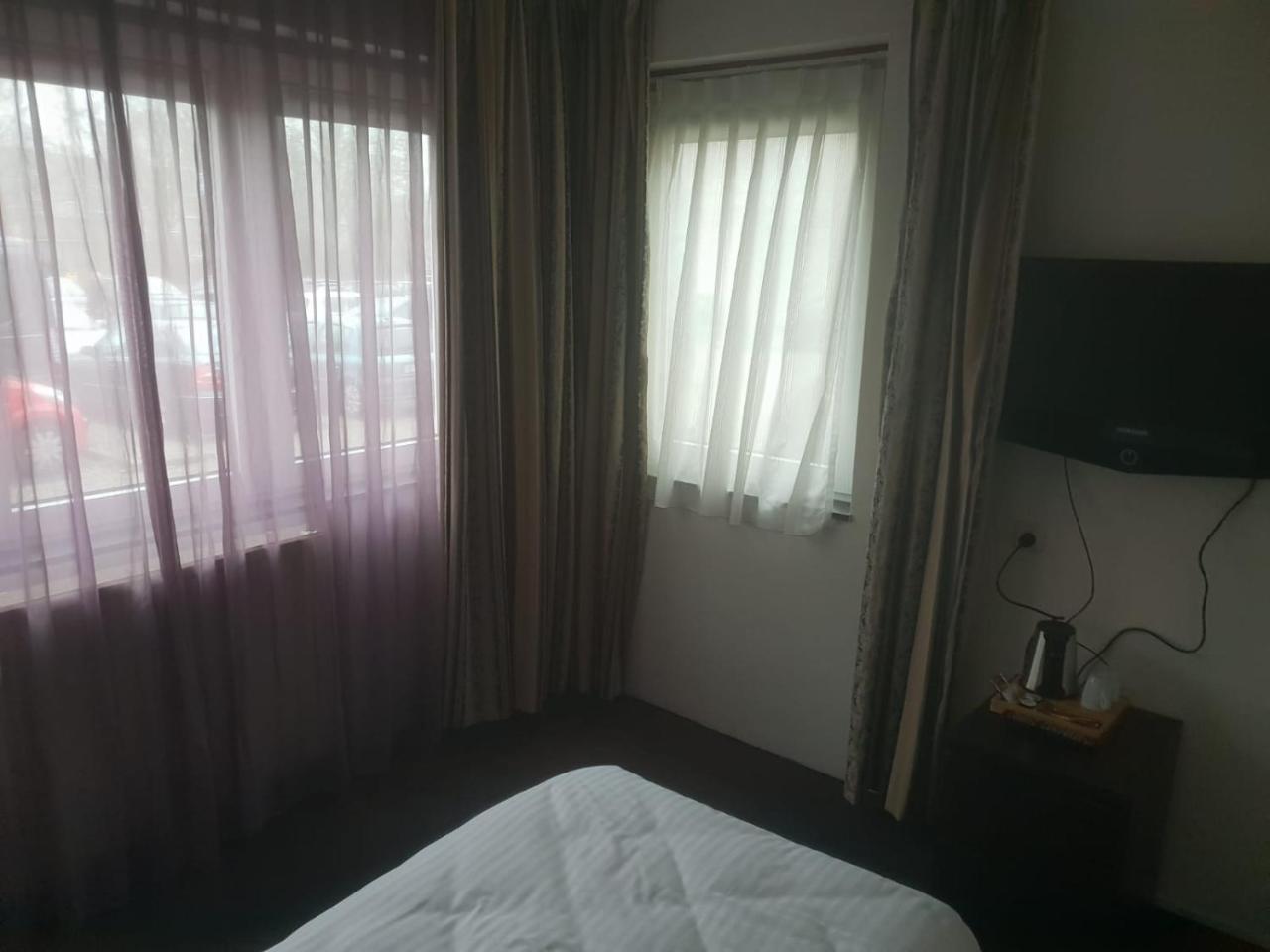 Hotel De Lis Lisse Eksteriør bilde