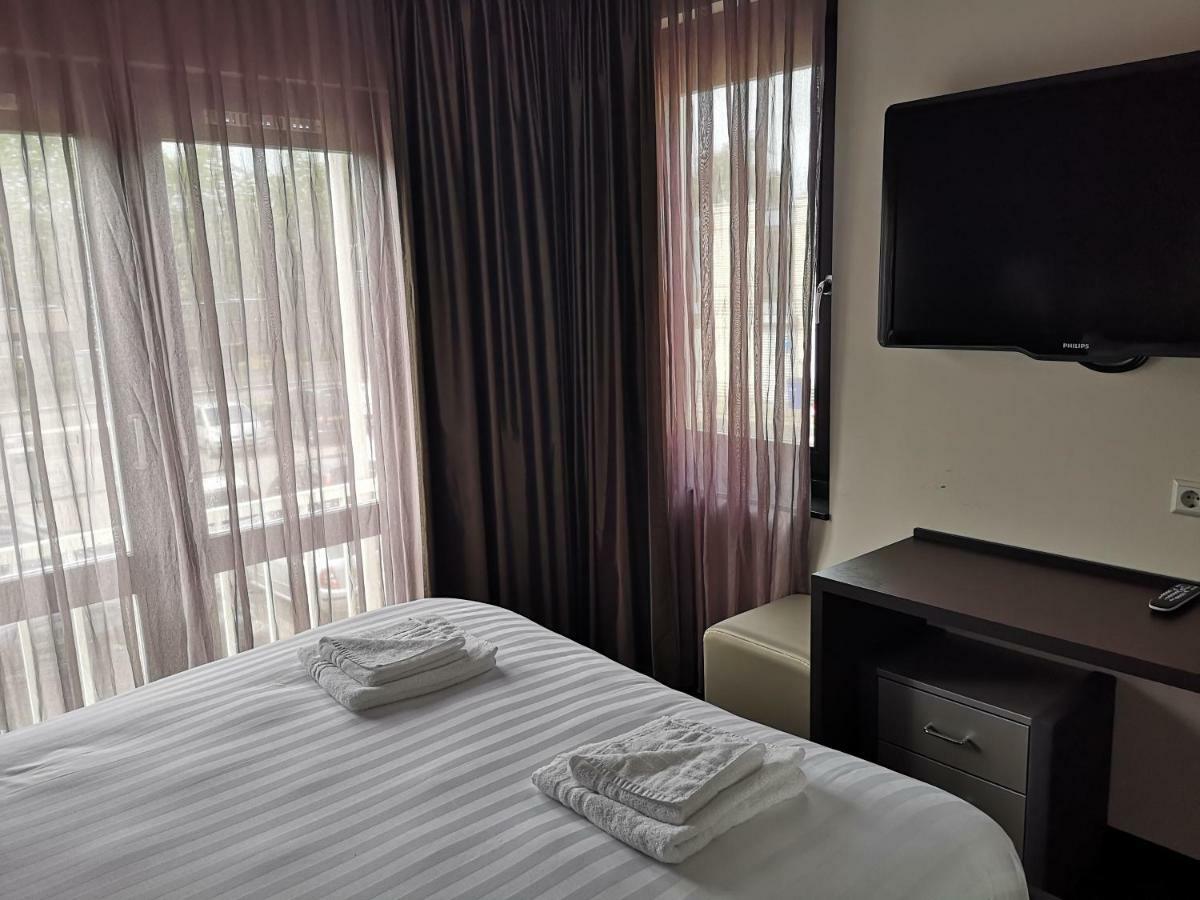 Hotel De Lis Lisse Eksteriør bilde